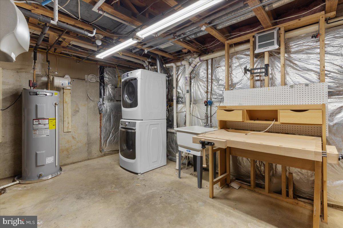 9411 Chippenham Drive Laurel, MD 20723 - Photo 22 of 25