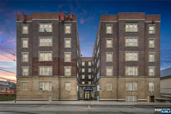 a large building with lots of windows