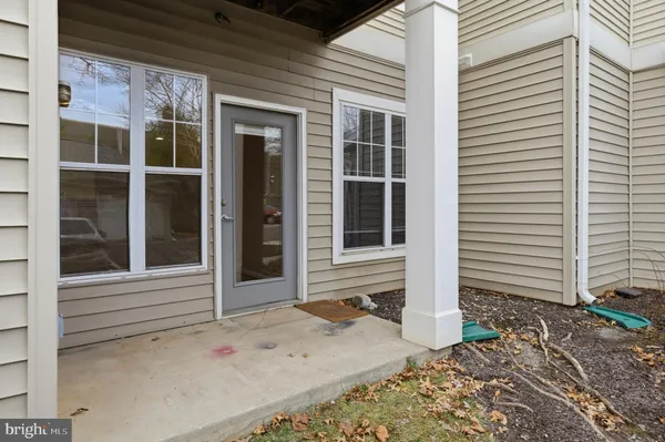 $2,300 | 13331 D Connor Drive, Centreville, VA 20120