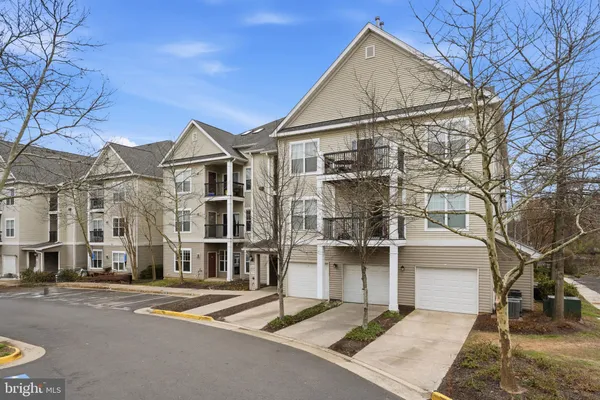 $2,300 | 13331 D Connor Drive, Centreville, VA 20120