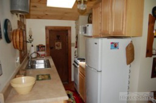 67 Sassafras Road Newland, NC 28657 - Photo 15 of 16 Gallery Image 15
