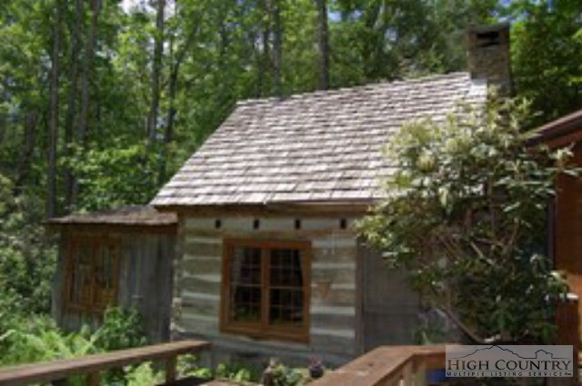 67 Sassafras Road Newland, NC 28657 - Photo 2 of 16 Gallery Image 2
