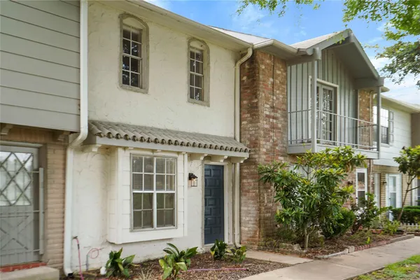 $945 | 12873 High Star Drive, Houston, TX 77072