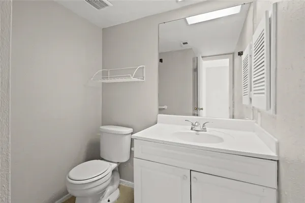 $945 | 12873 High Star Drive, Houston, TX 77072