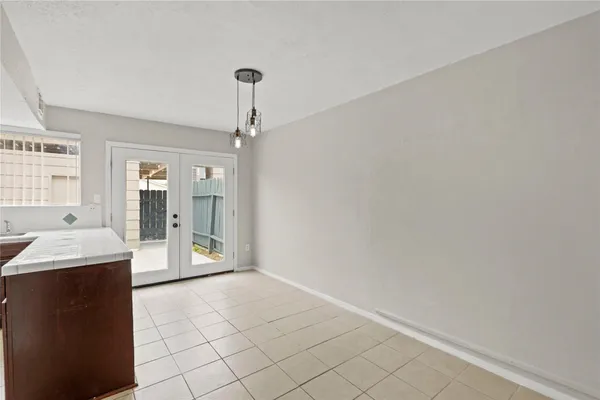$945 | 12873 High Star Drive, Houston, TX 77072