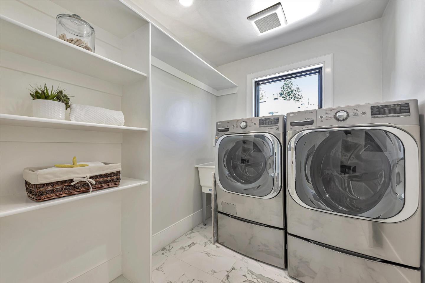 59 Devonshire Avenue Mountain View, CA 94043 - Photo 42 of 53 a utility room with dryer and washer
