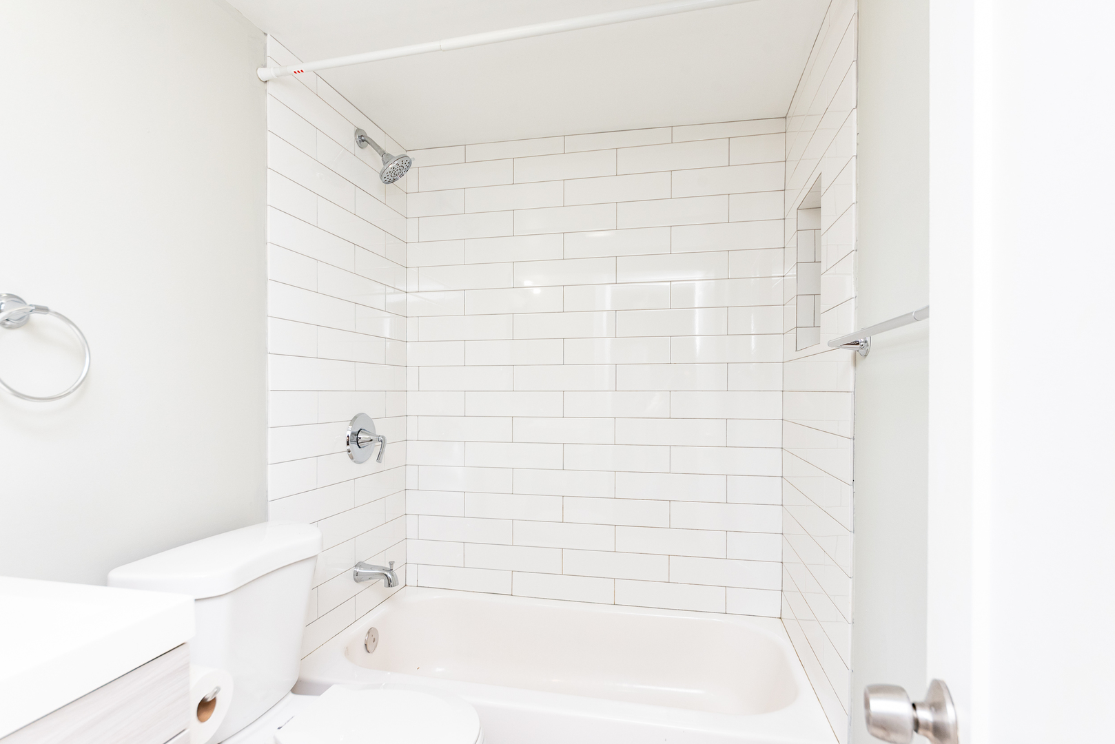 1431 West Flournoy Street, Unit G Chicago, IL 60607 - Photo 10 of 11