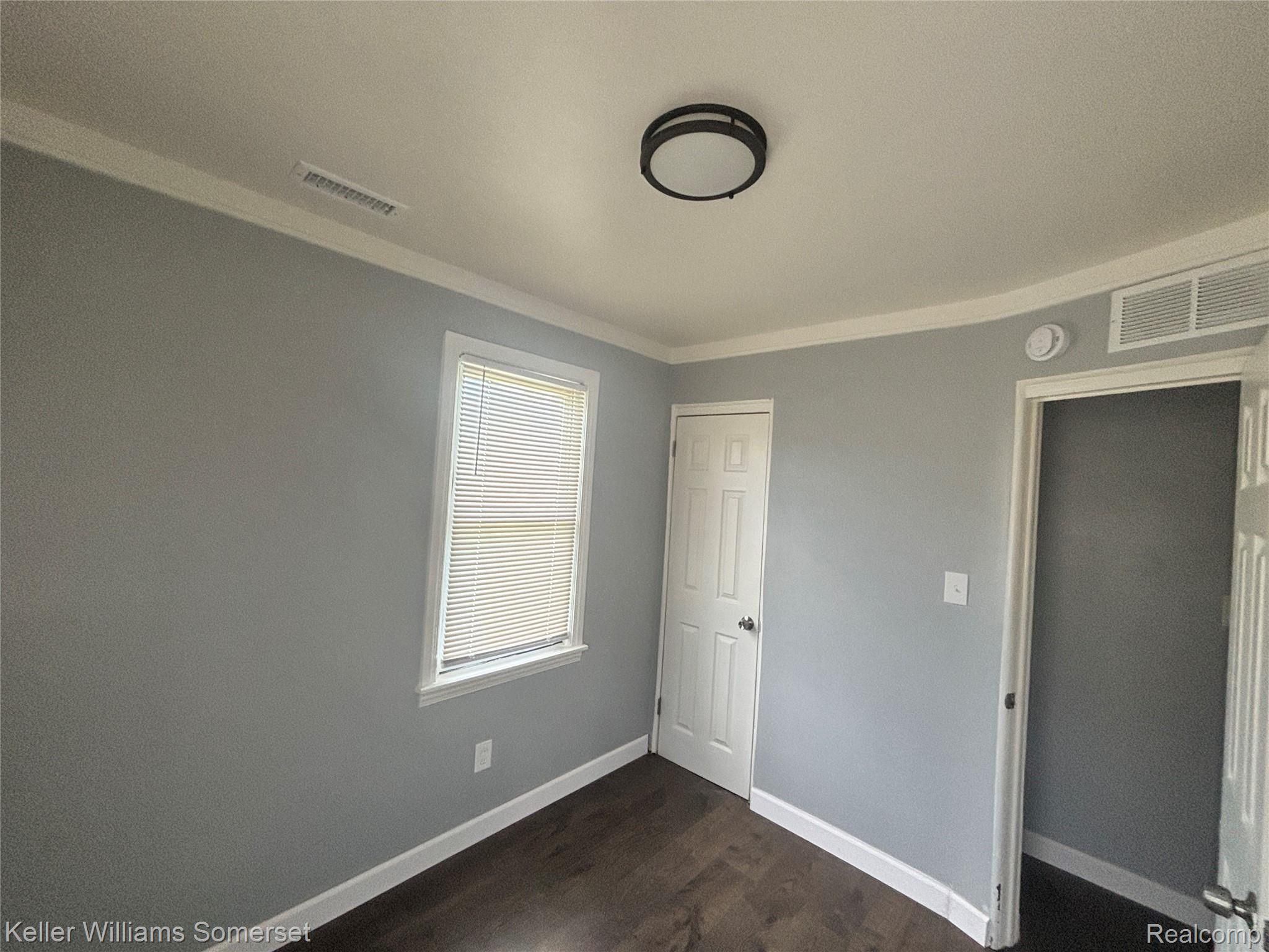 11130 Stephens Road Warren, MI 48089 - Photo 10 of 11