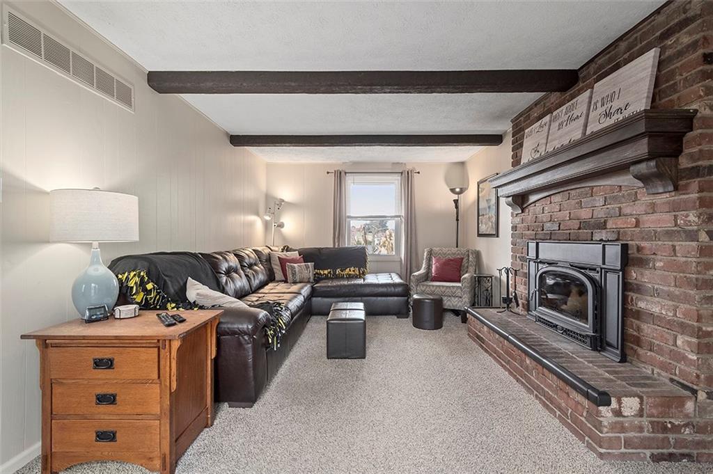 1396 Old Meadow Road Pittsburgh, PA 15241 - Photo 11 of 24 Gallery Image 11