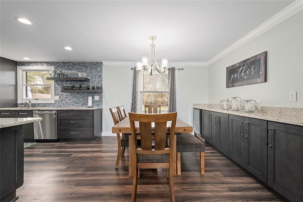 1396 Old Meadow Road Pittsburgh, PA 15241 - Photo 6 of 24 Gallery Image 6