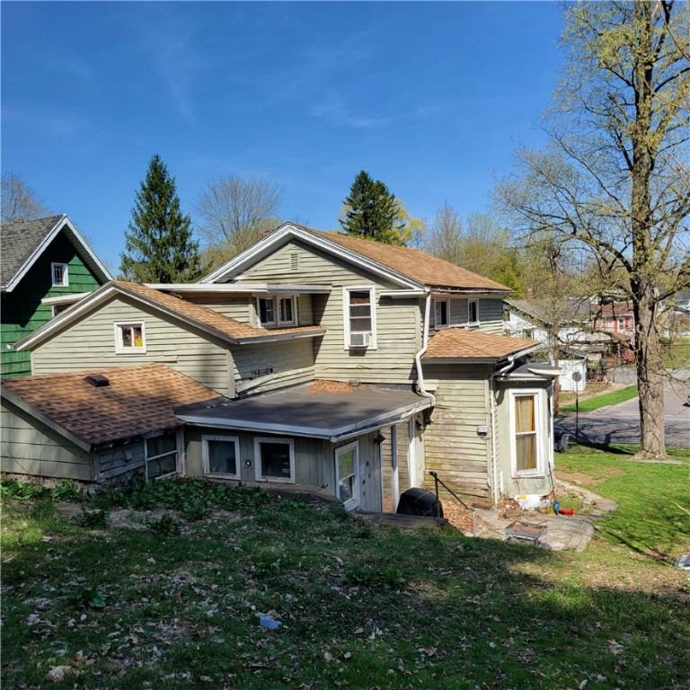 15 Maple Street Lyons, NY 14489 - Photo 3 of 21