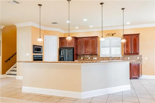 $580,000 | 224 Legrande Bayou Lane, Kenner, LA 70065