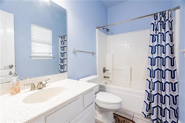 $580,000 | 224 Legrande Bayou Lane, Kenner, LA 70065