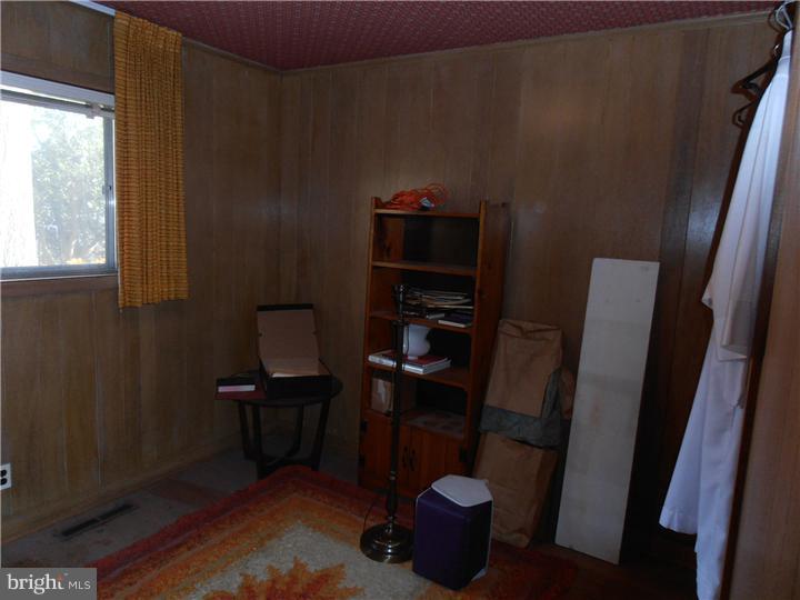 989 Springhouse Road Jenkintown, PA 19046 - Photo 5 of 13 Bedroom 2