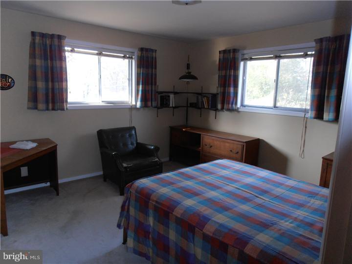 989 Springhouse Road Jenkintown, PA 19046 - Photo 7 of 13 Bedroom 3