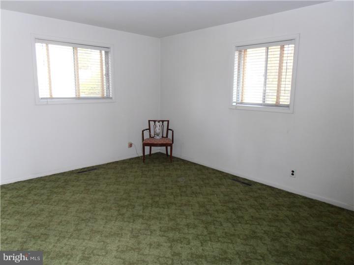 989 Springhouse Road Jenkintown, PA 19046 - Photo 8 of 13 Bedroom - Main