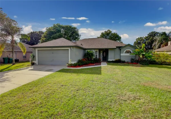 $344,900 | 2722 Maywood Street, Eustis, FL 32726