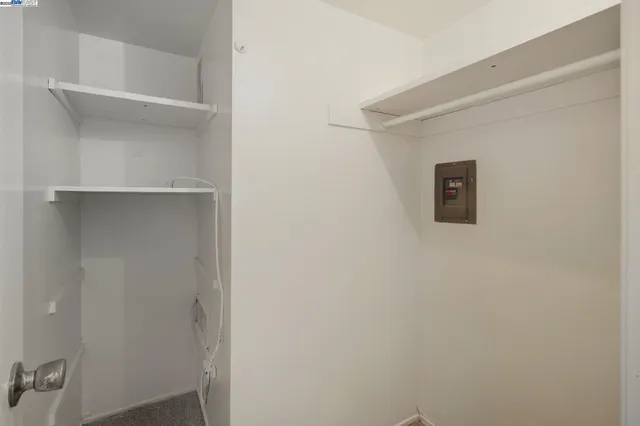 $210,000 | 355 Parkview Terrace, Unit D1, Vallejo, CA 94589