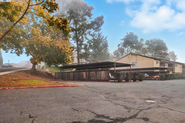 $210,000 | 355 Parkview Terrace, Unit D1, Vallejo, CA 94589