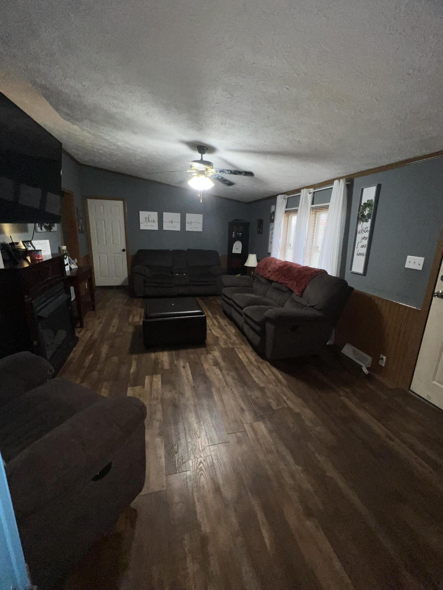 2472 Dreyfus Road Waco, KY 40385 - Photo 8 of 24 IMG_2019