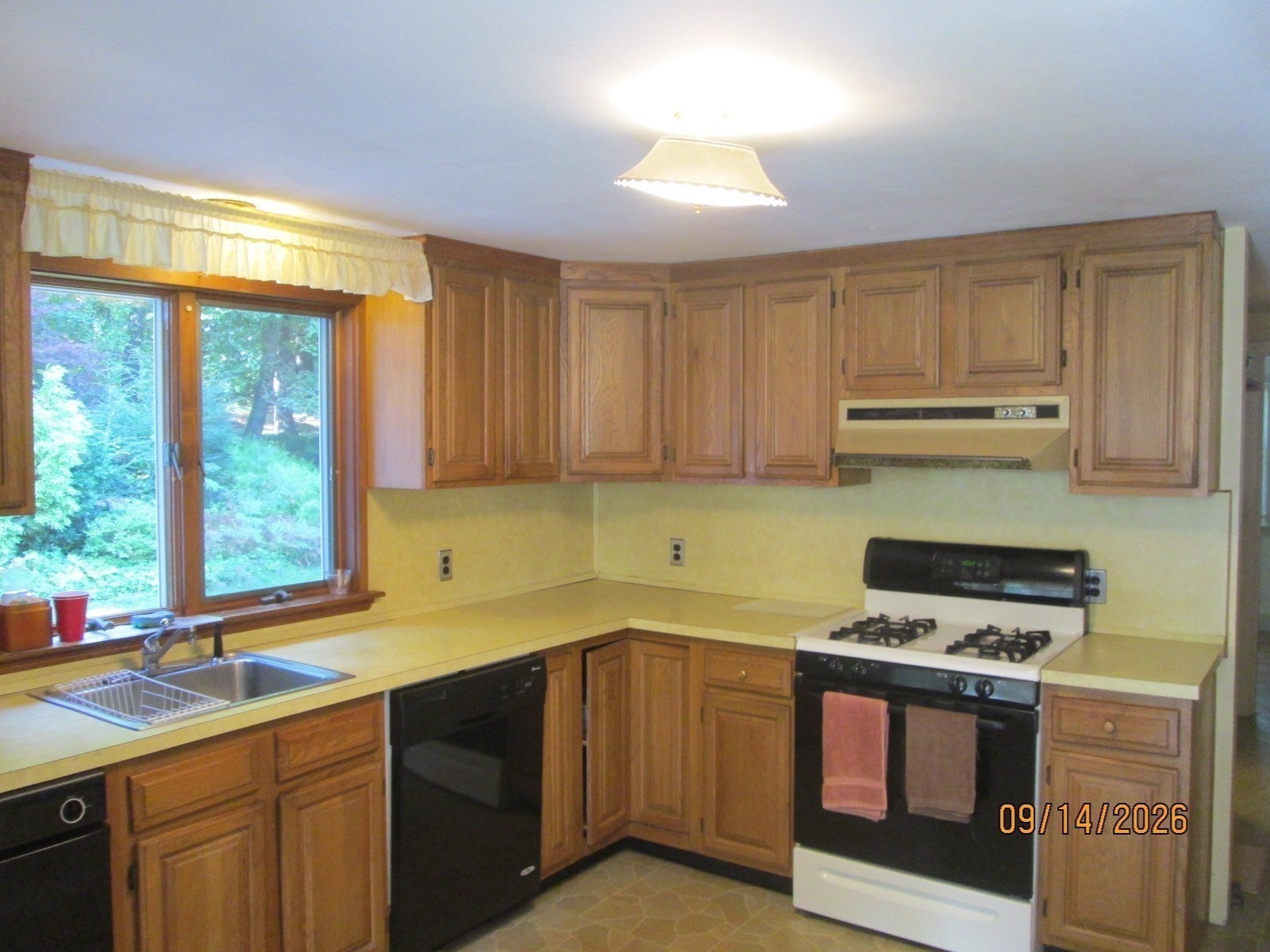 9 Laws Brook Road Acton, MA 01720 - Photo 8 of 30 Gallery Image 8