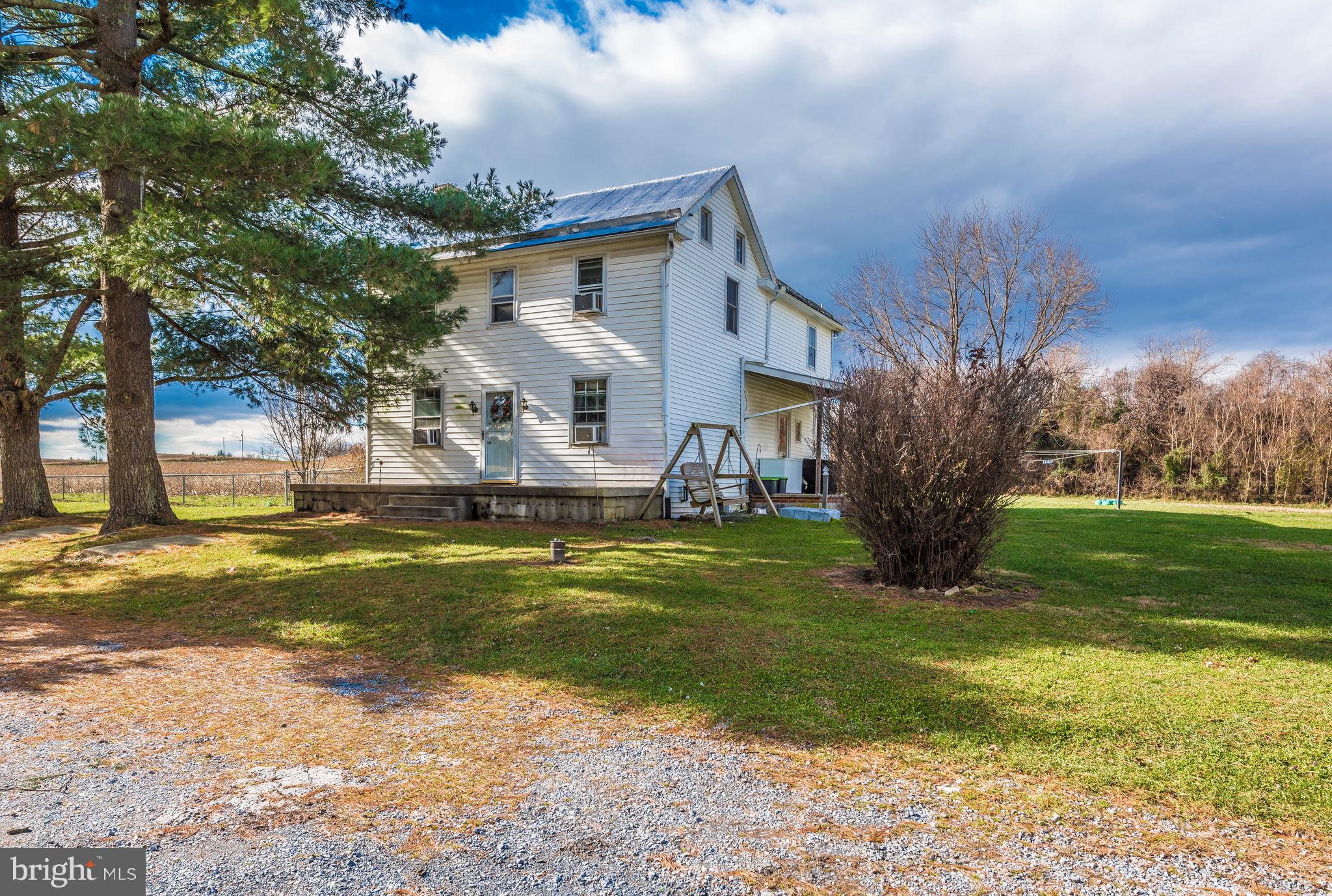 10802 Coppermine Road Woodsboro, MD 21798 - Photo 4 of 35 Gallery Image 4