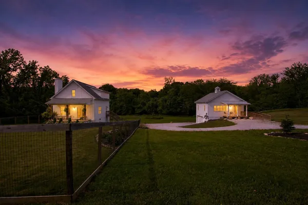 $549,900 | 14350 Township Road 473, Lakeville, OH 44638