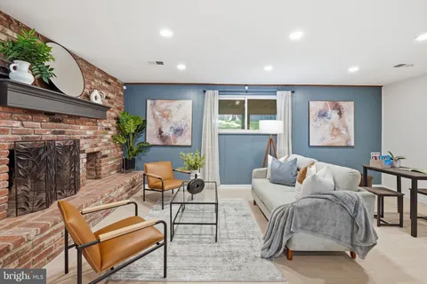 $625,000 | 14429 Brad Drive, Rockville, MD 20853
