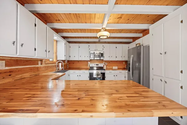 $335,000 | 325 Evening Shadow Lane, Jasper, TN 37347