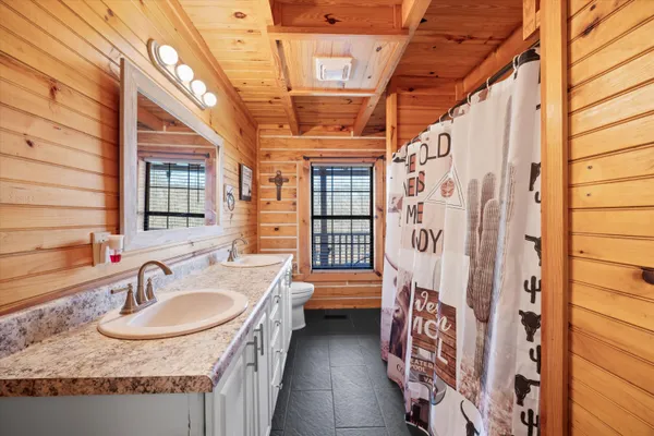 $335,000 | 325 Evening Shadow Lane, Jasper, TN 37347