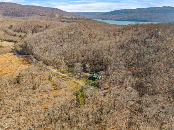 $335,000 | 325 Evening Shadow Lane, Jasper, TN 37347