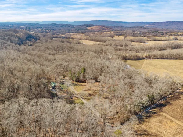 $335,000 | 325 Evening Shadow Lane, Jasper, TN 37347