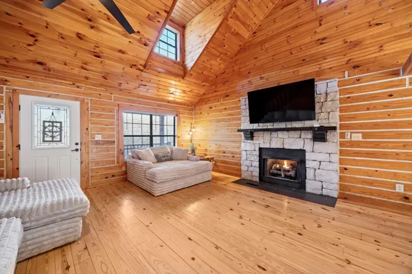 $335,000 | 325 Evening Shadow Lane, Jasper, TN 37347