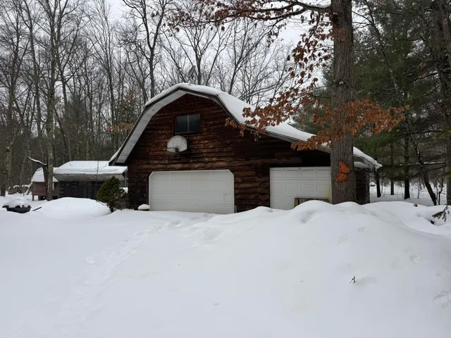 $295,000 | 2772 Skidmore Road, Brethren, MI 49619