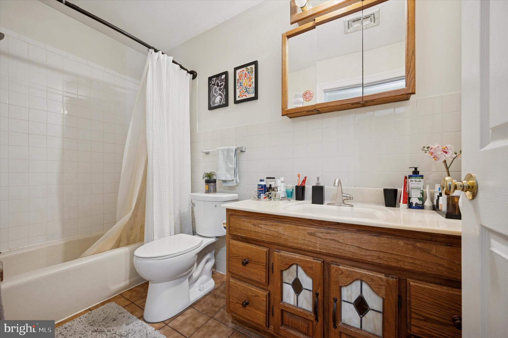 205-207 Delmar Street Philadelphia, PA 19128 - Photo 40 of 54