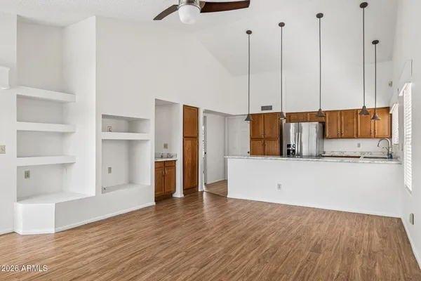 $435,000 | 12802 South 40th Place, Phoenix, AZ 85044