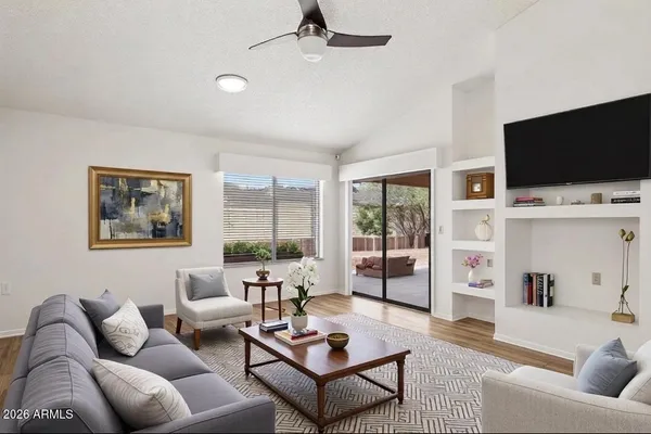 $435,000 | 12802 South 40th Place, Phoenix, AZ 85044