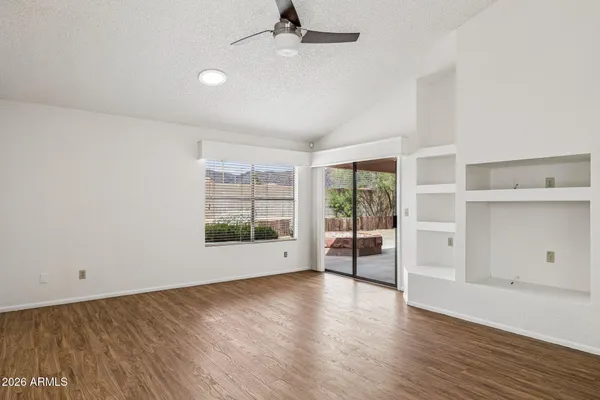 $435,000 | 12802 South 40th Place, Phoenix, AZ 85044