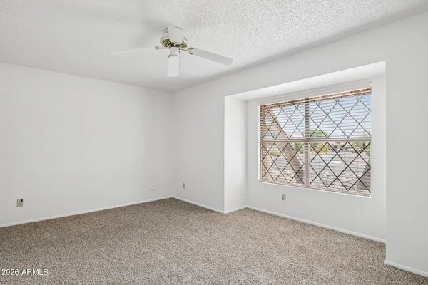 $435,000 | 12802 South 40th Place, Phoenix, AZ 85044