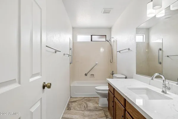 $435,000 | 12802 South 40th Place, Phoenix, AZ 85044