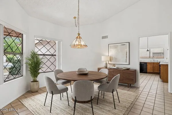 $435,000 | 12802 South 40th Place, Phoenix, AZ 85044