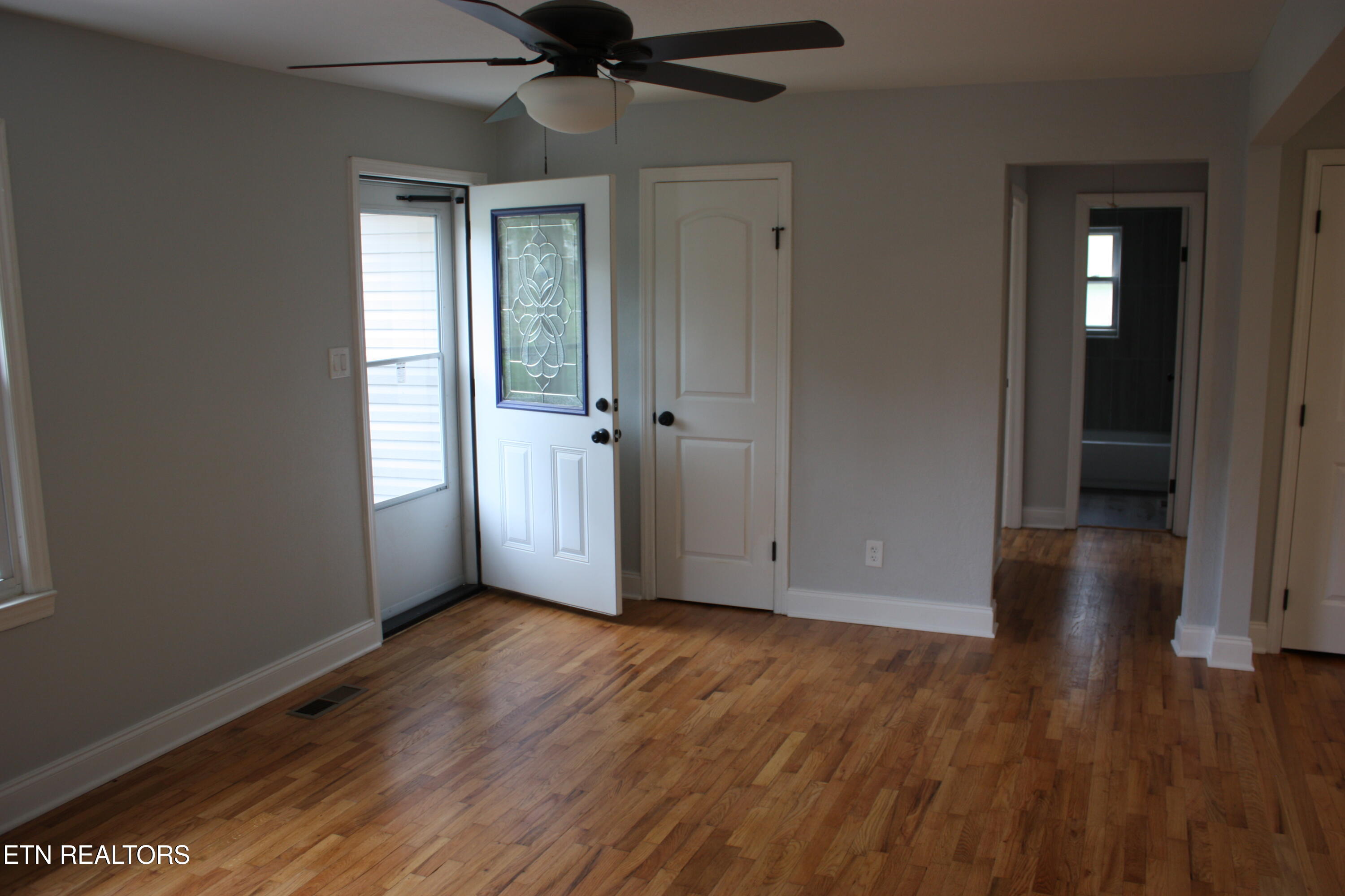 2317 Southside Road Knoxville, TN 37920 - Photo 17 of 32 IMG_2851