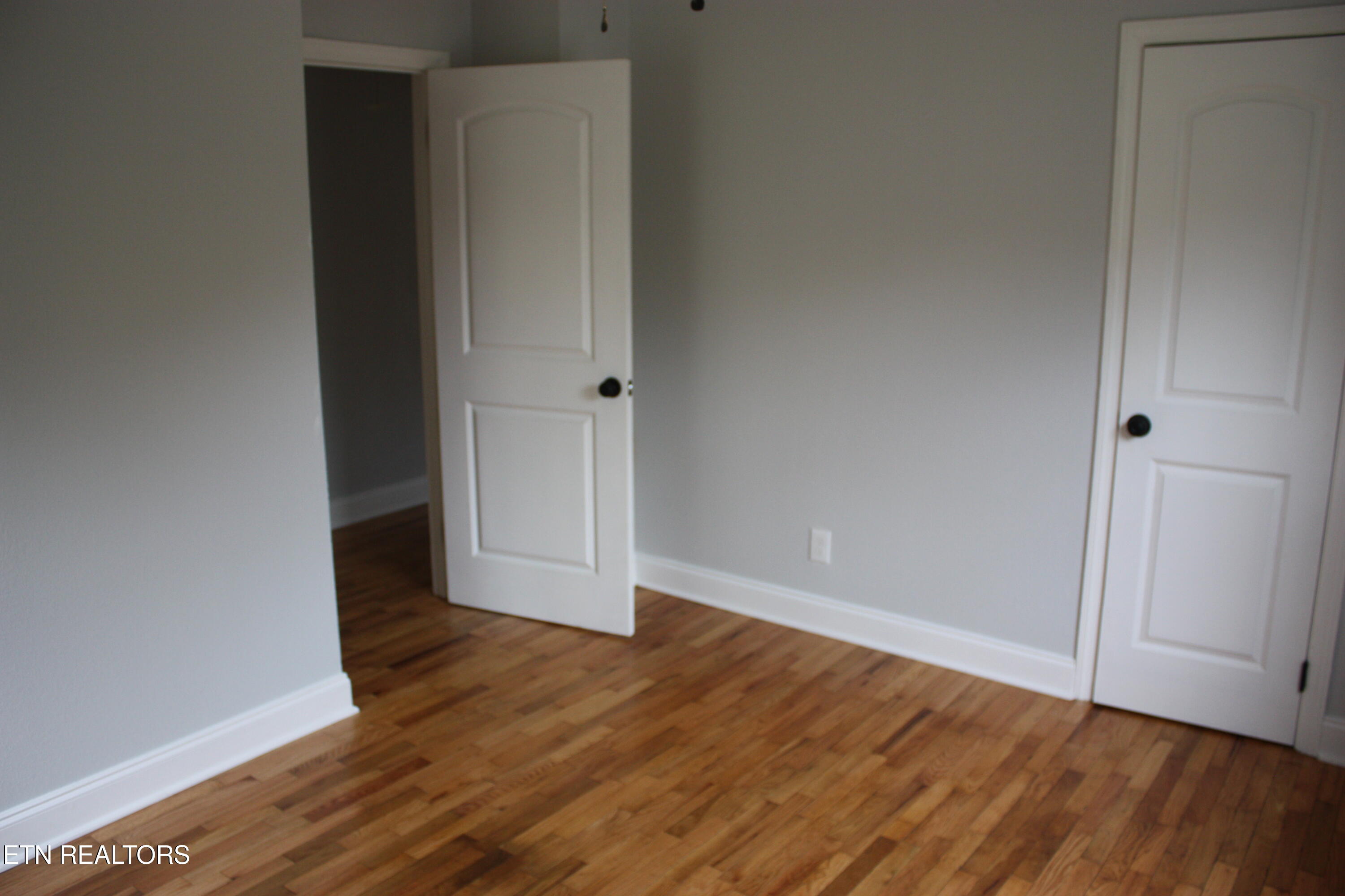 2317 Southside Road Knoxville, TN 37920 - Photo 9 of 32 IMG_2843