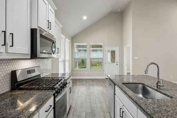$2,700 | 1200 Starling Street, Northlake, TX 76247