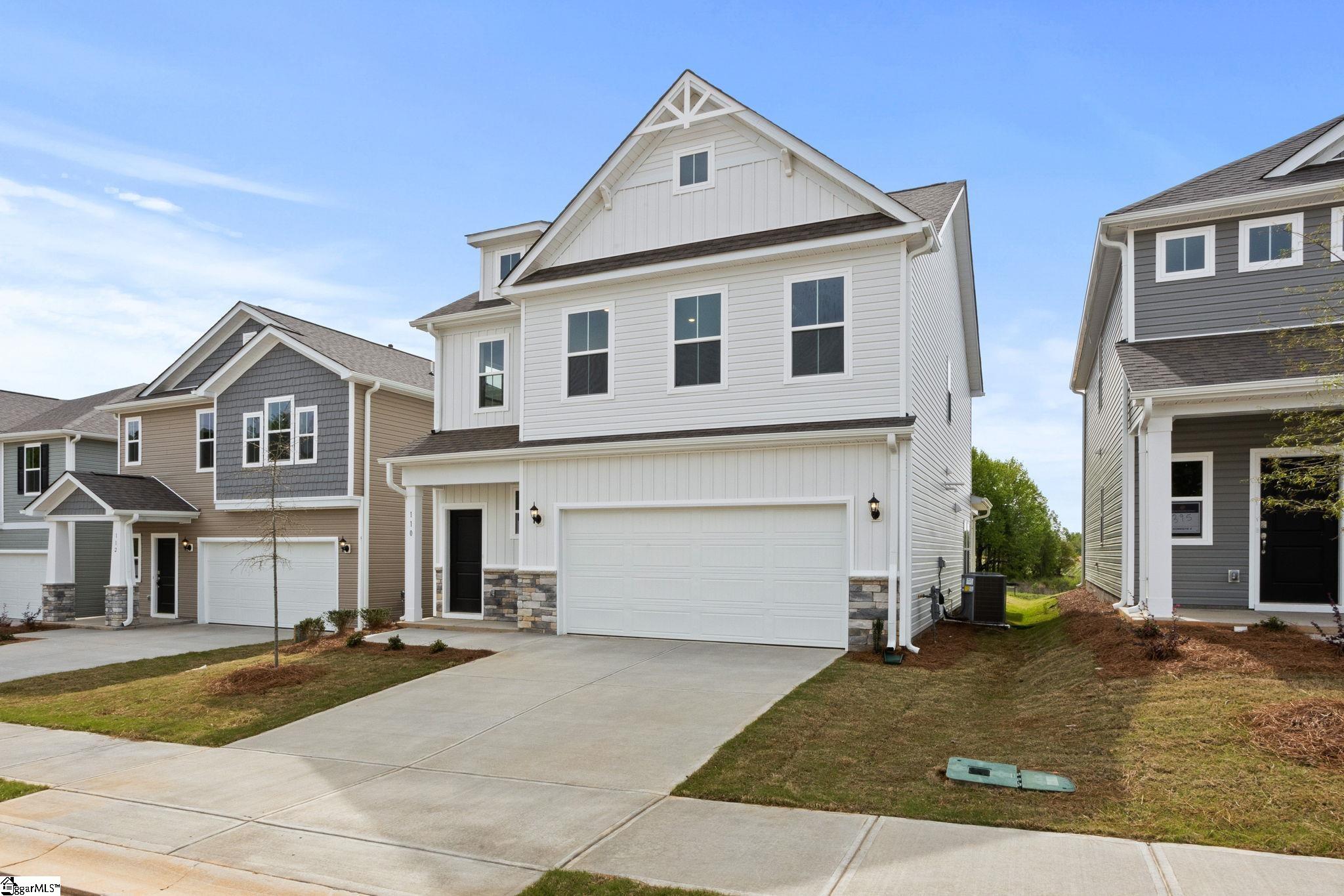110 Wilson School Street Simpsonville, SC 29681 - Photo 2 of 29