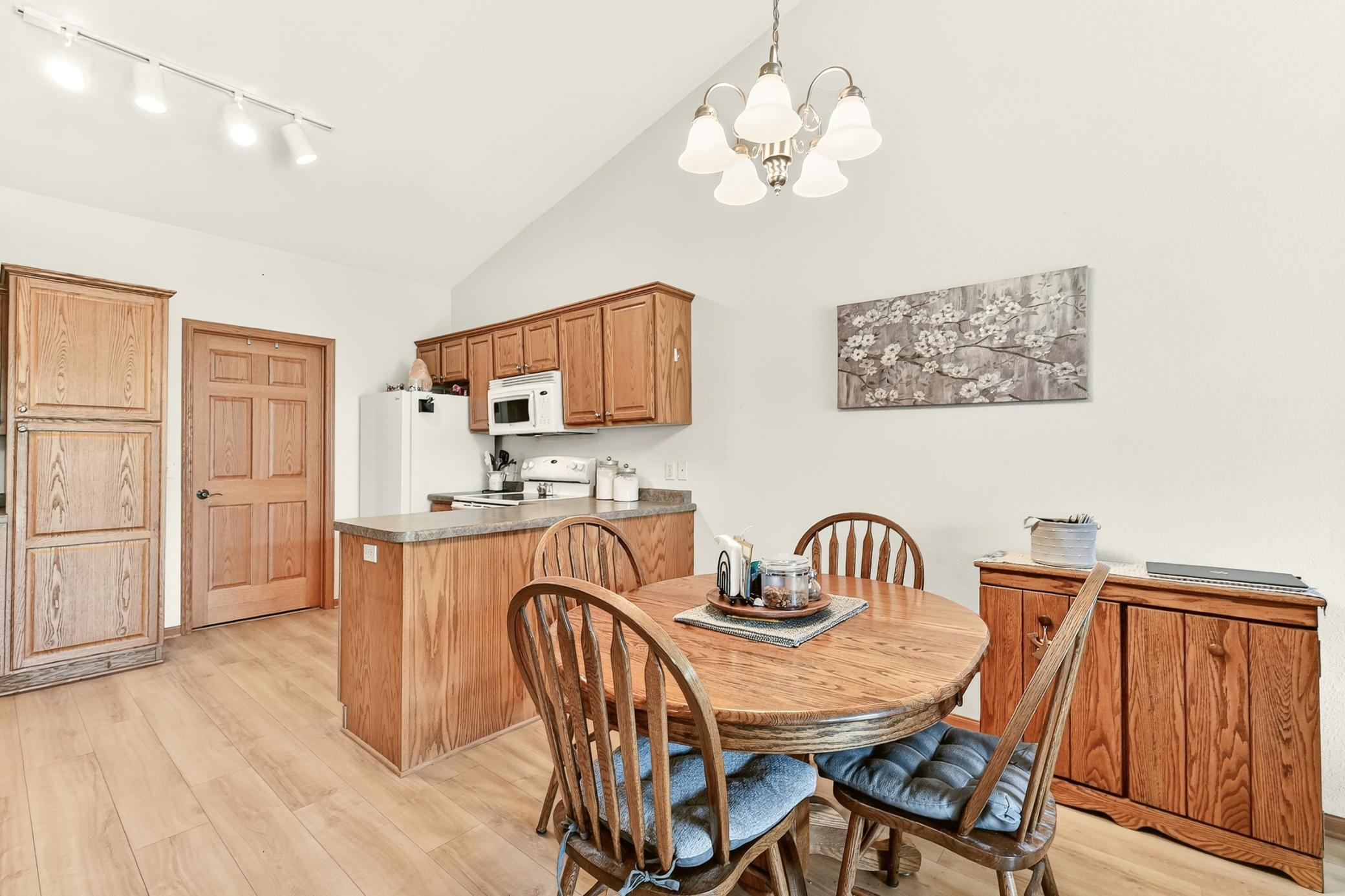 4207 Red Hawk Drive Southeast Rochester, MN 55904 - Photo 9 of 22
