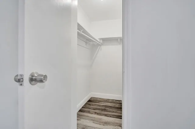 $4,150 | 229 Southwest 1st Avenue, Delray Beach, FL 33444