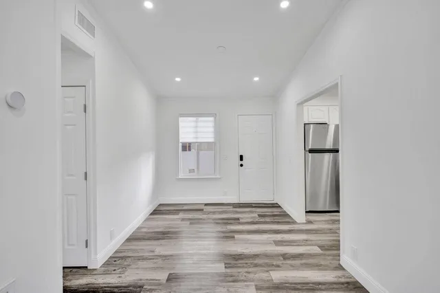 $4,150 | 229 Southwest 1st Avenue, Delray Beach, FL 33444