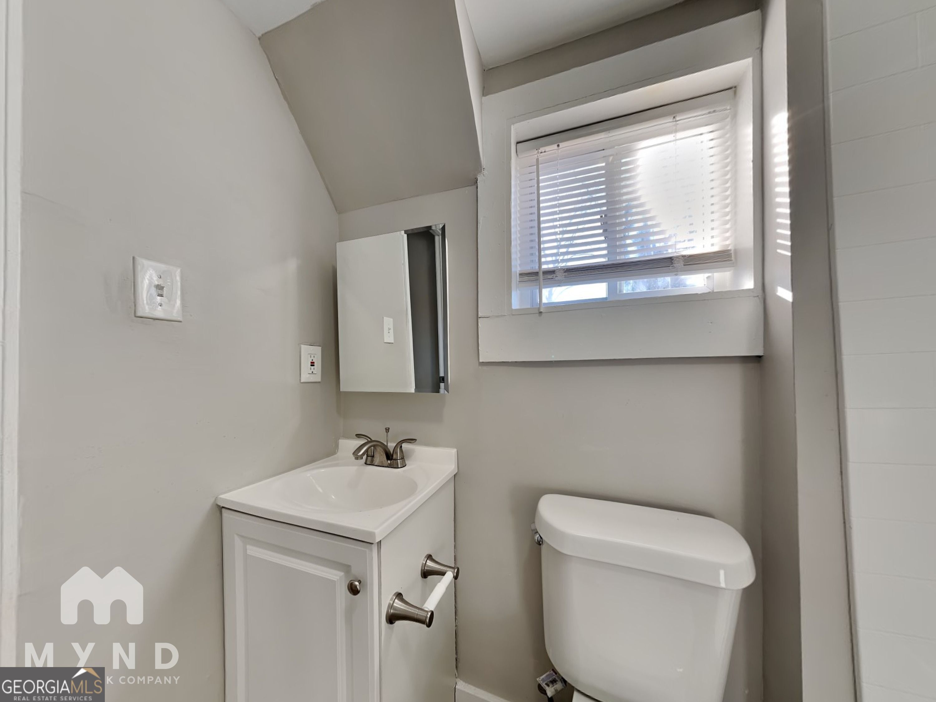 117 Thayer Avenue Southeast Atlanta, GA 30315 - Photo 11 of 17