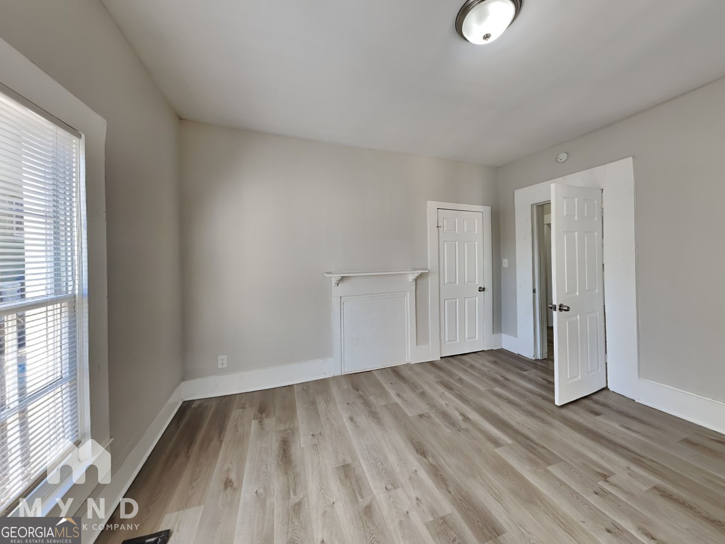 117 Thayer Avenue Southeast Atlanta, GA 30315 - Photo 8 of 17